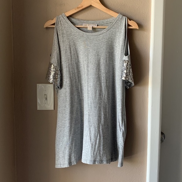 MICHAEL KORS Sequin Cold Shoulder Gray Short Sleeve Top - Picture 7 of 13